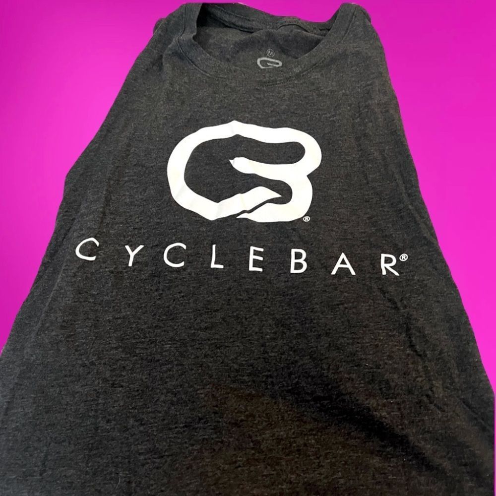 CycleBar size medium gray charcoal cropped tank shirt top cycling athletic med